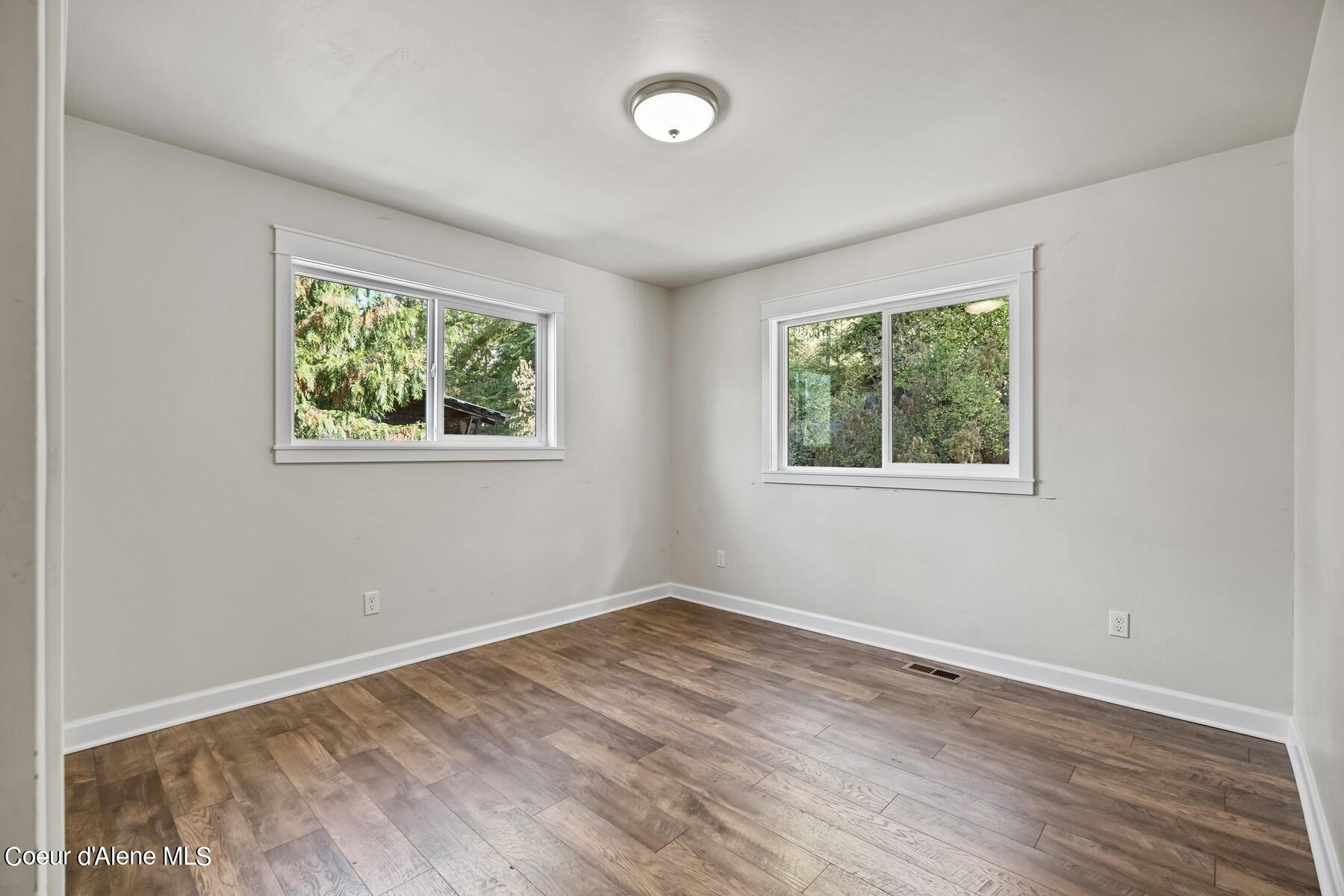45 Floral Way