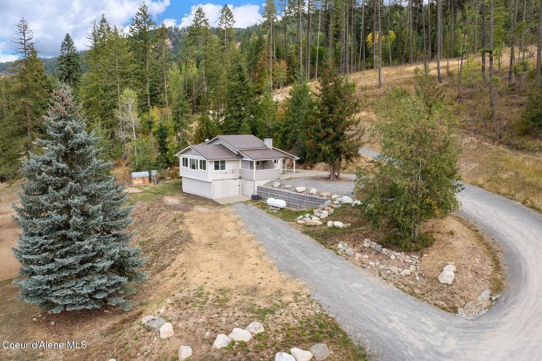 45 Floral Way