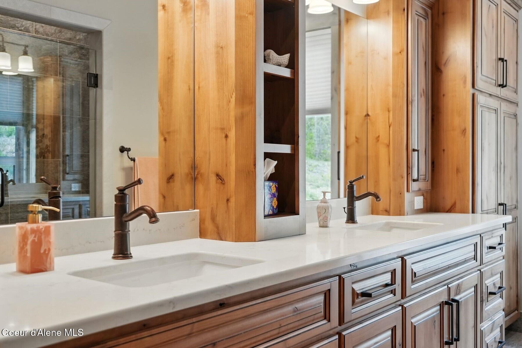 1450 Wood View