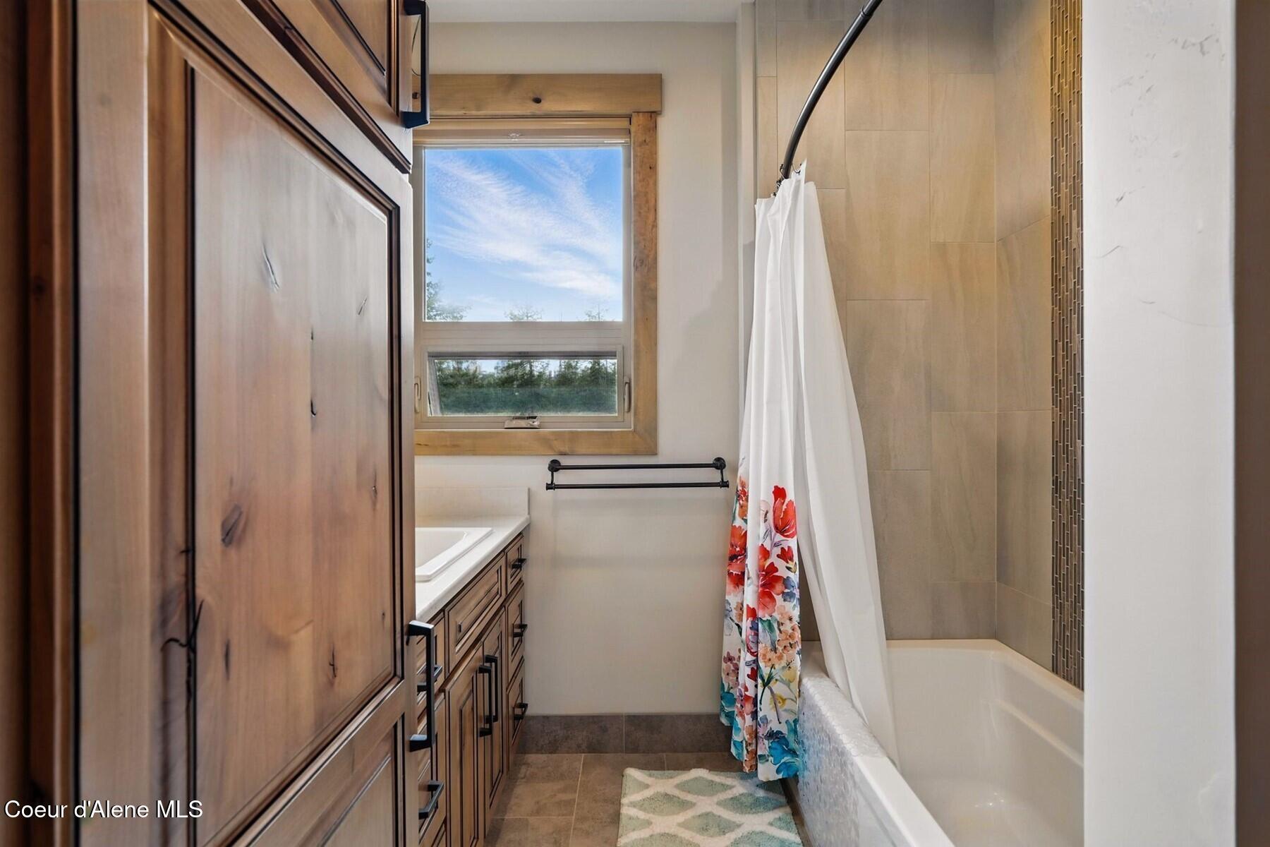 1450 Wood View