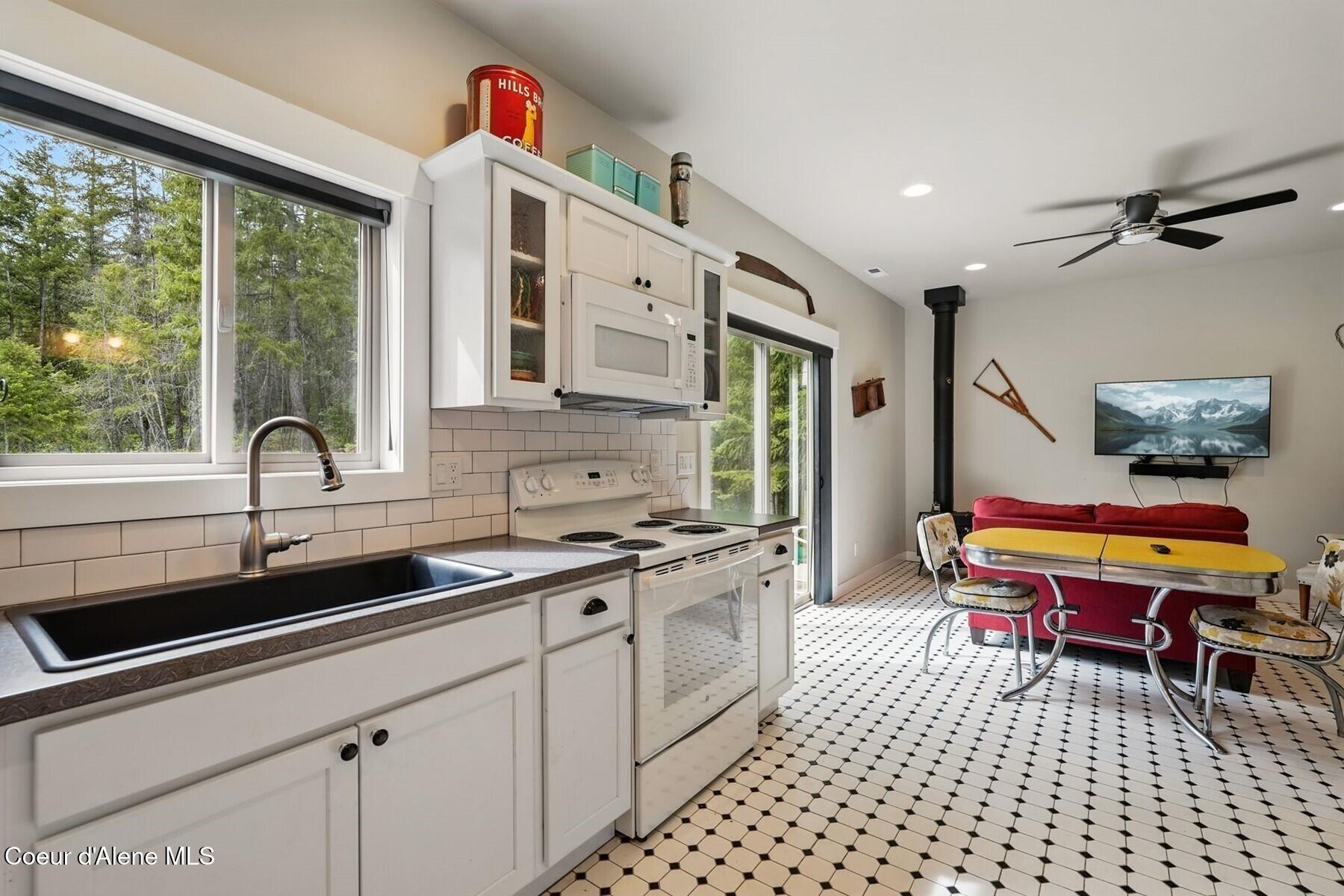 1450 Wood View