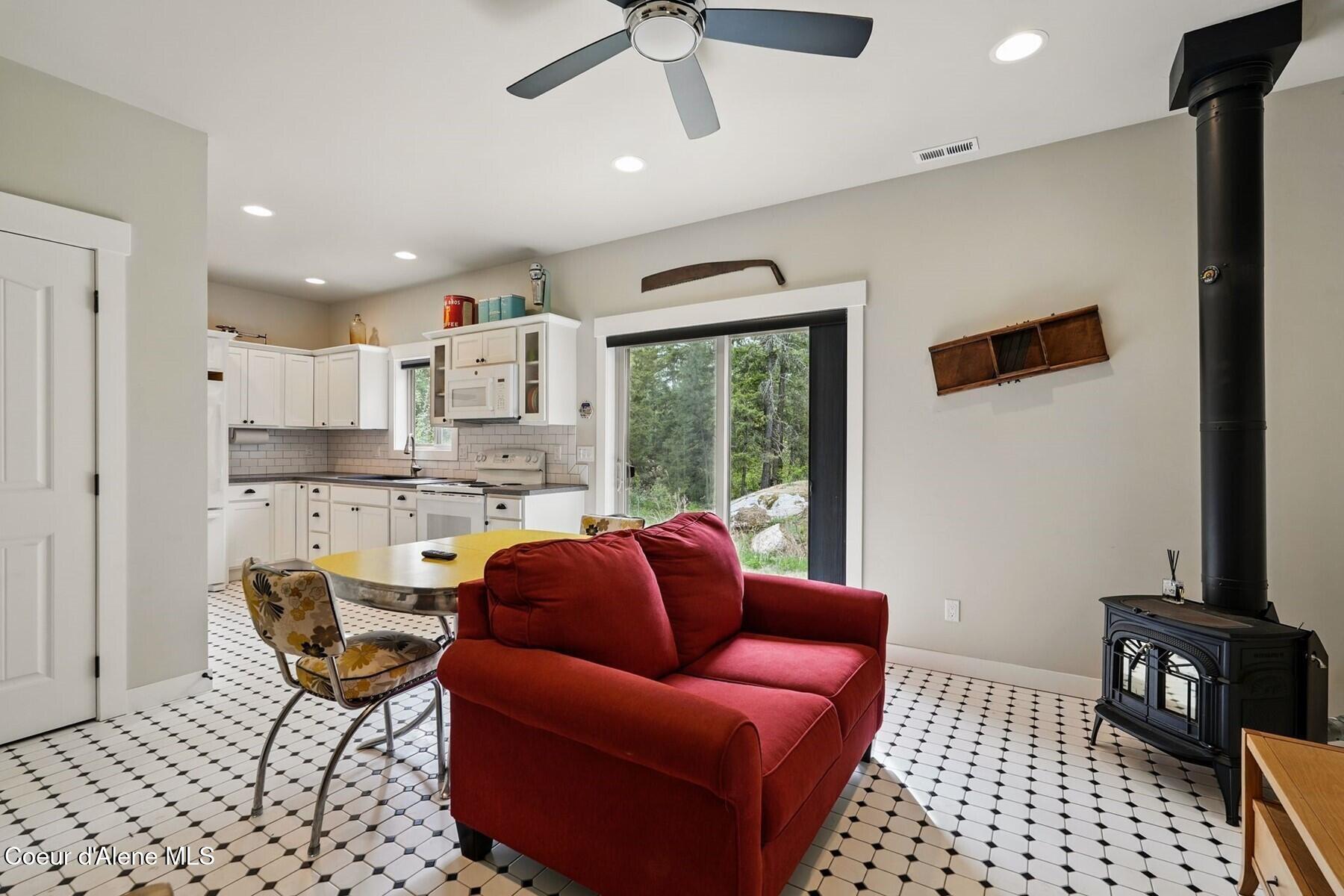1450 Wood View