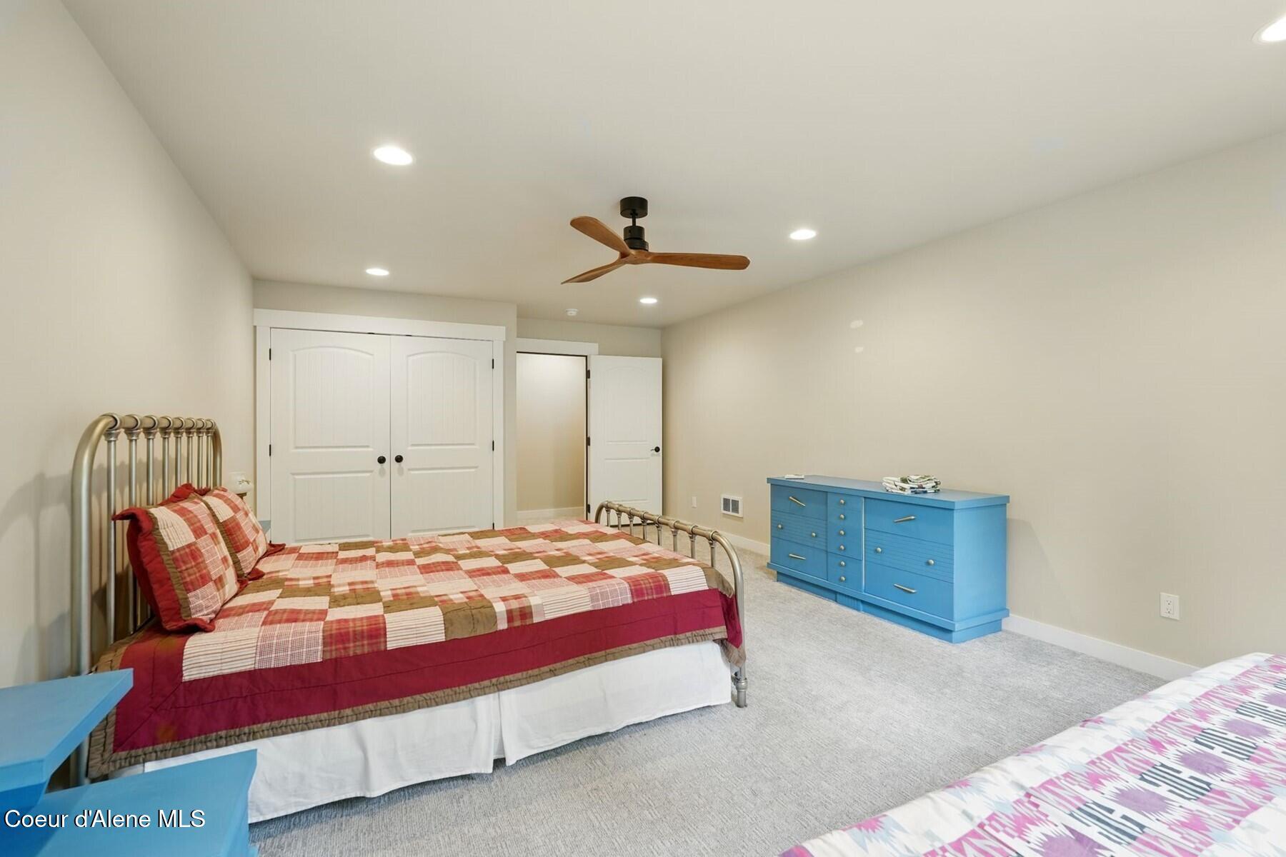 1450 Wood View