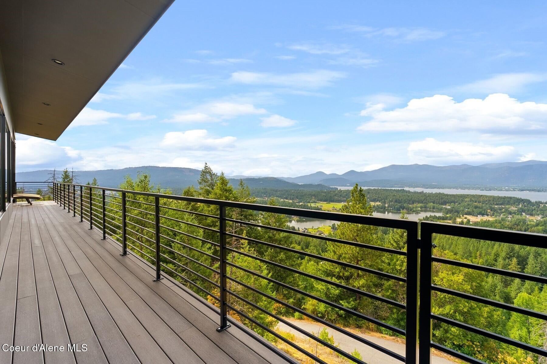 28 Eden View