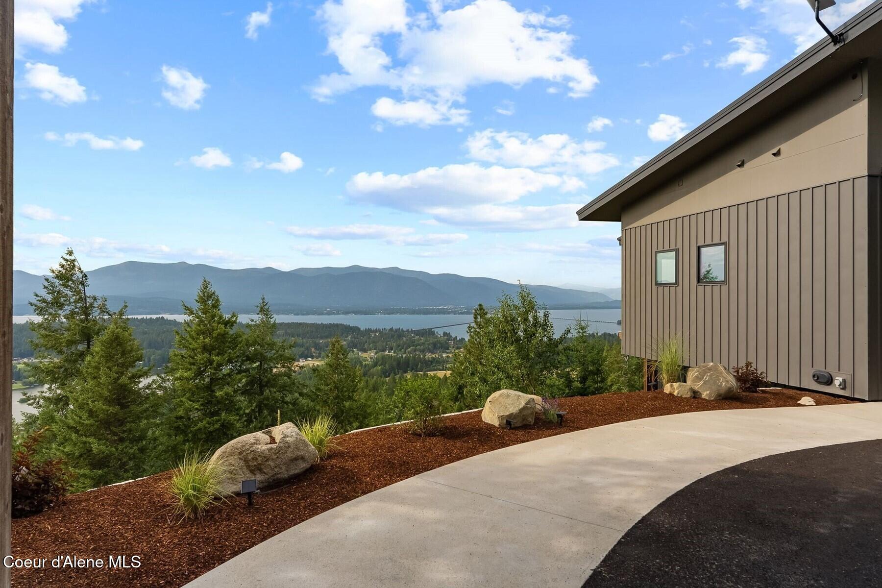28 Eden View