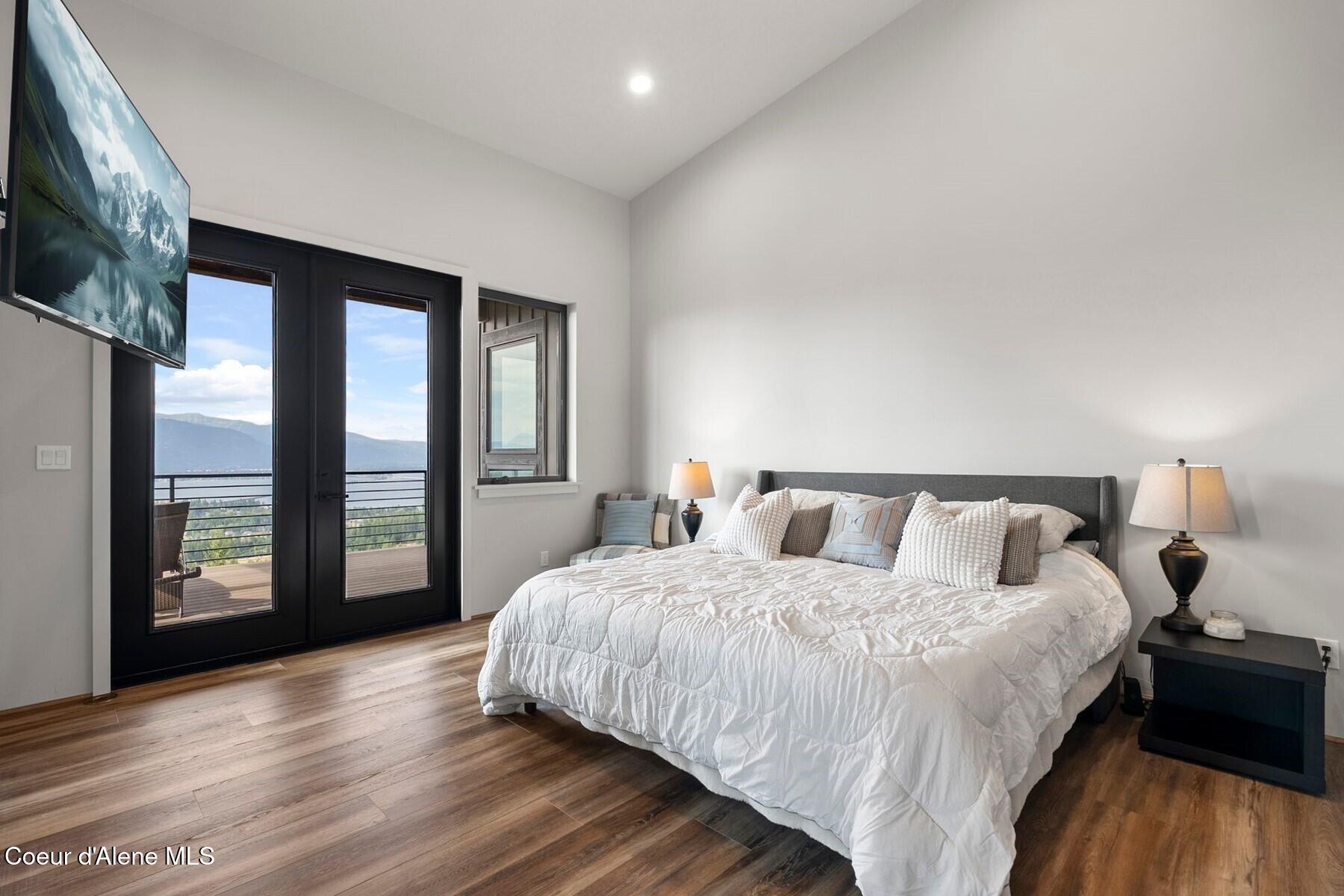 28 Eden View