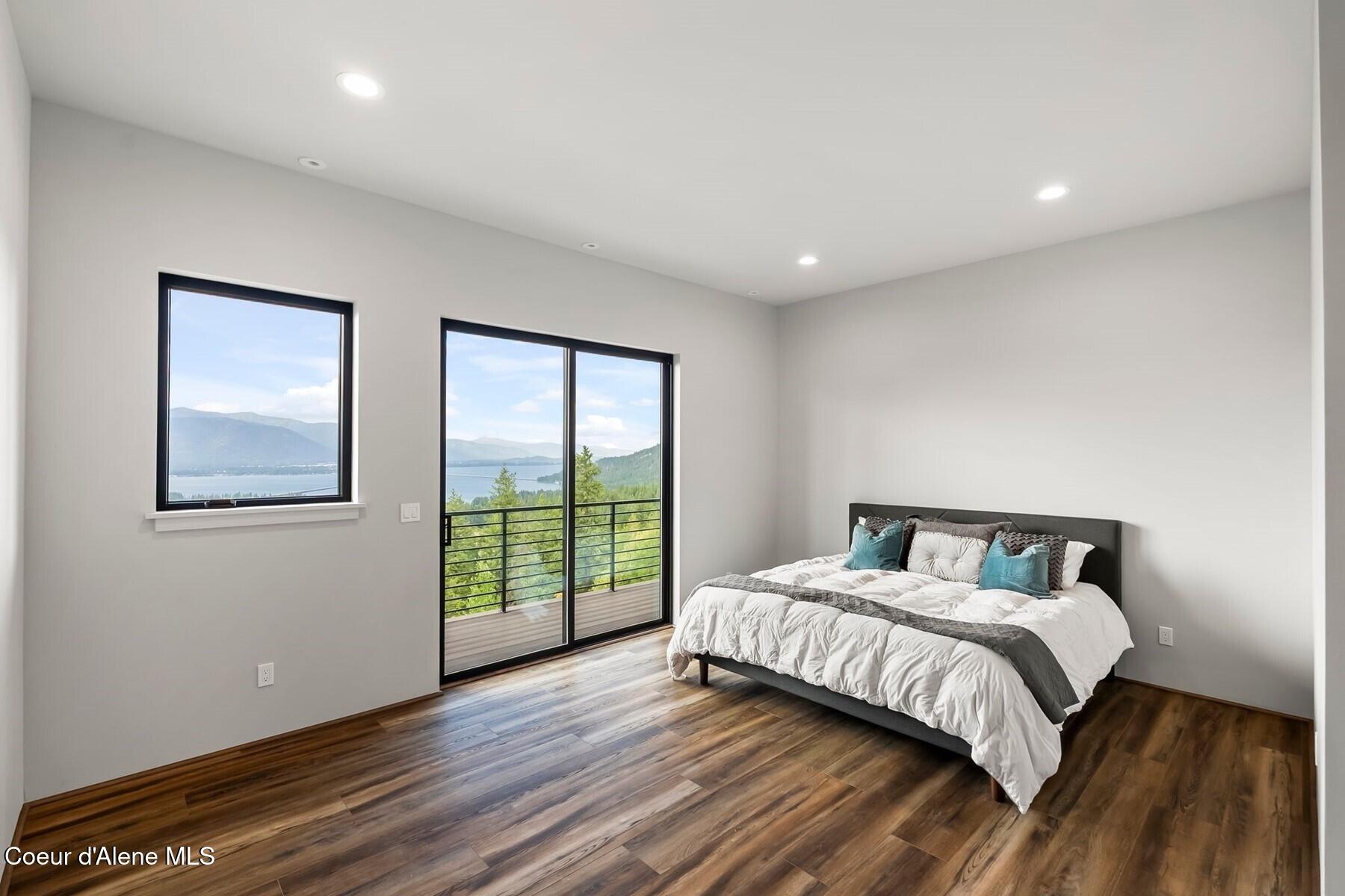 28 Eden View