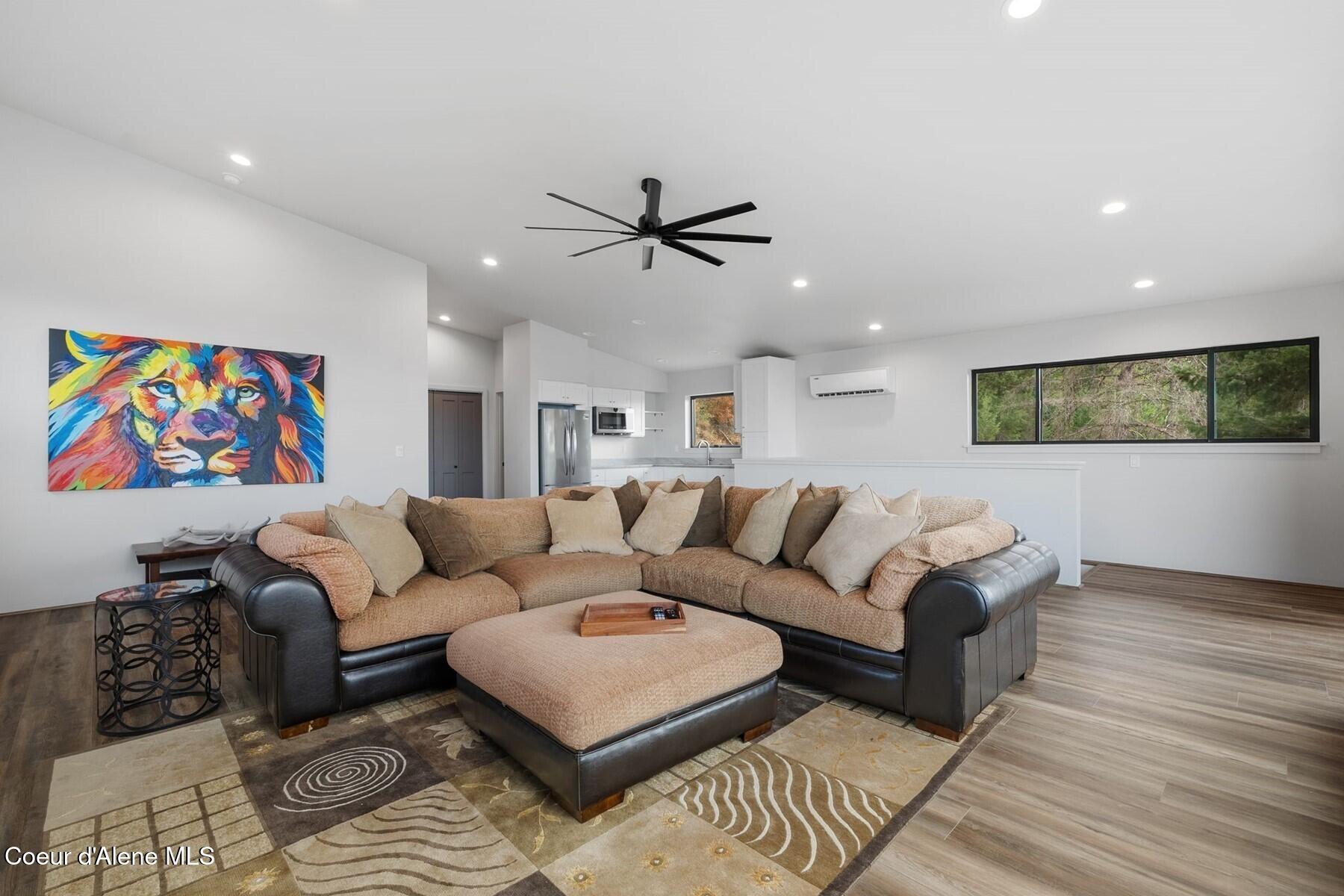 28 Eden View