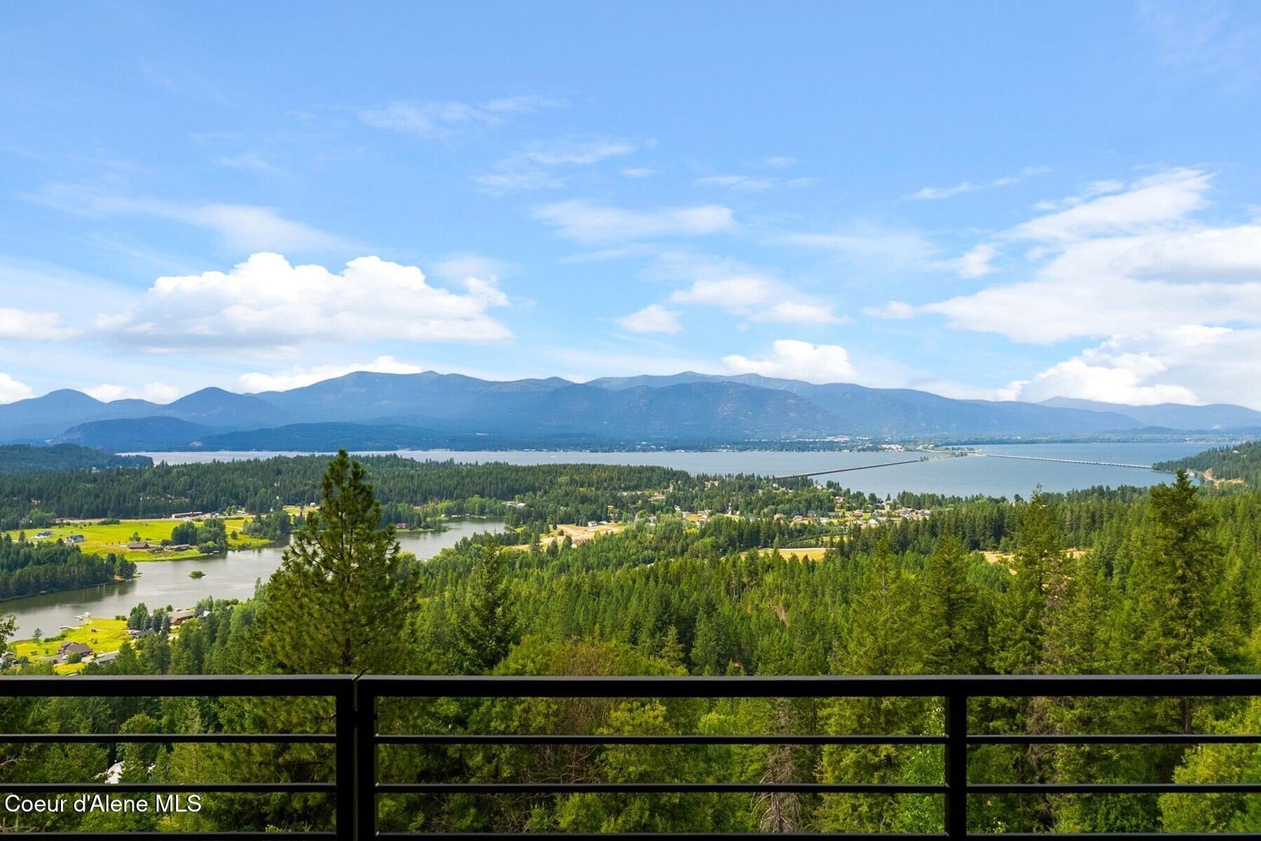 28 Eden View