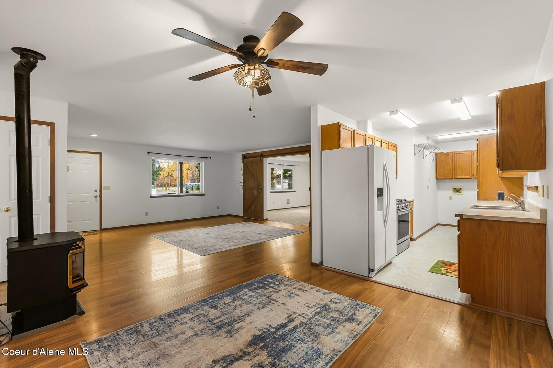 2704 N Boyer