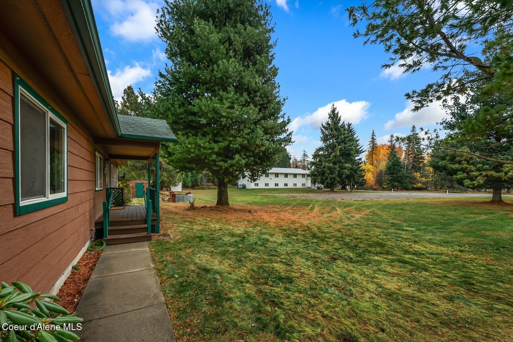 2704 N Boyer