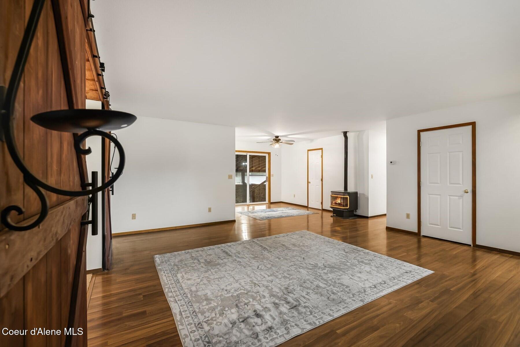 2704 N Boyer