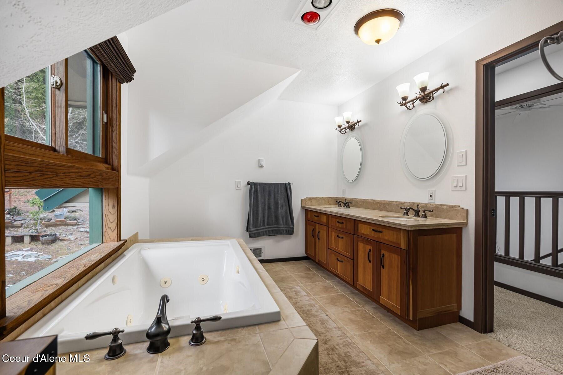 774 Mountain Creek Rd