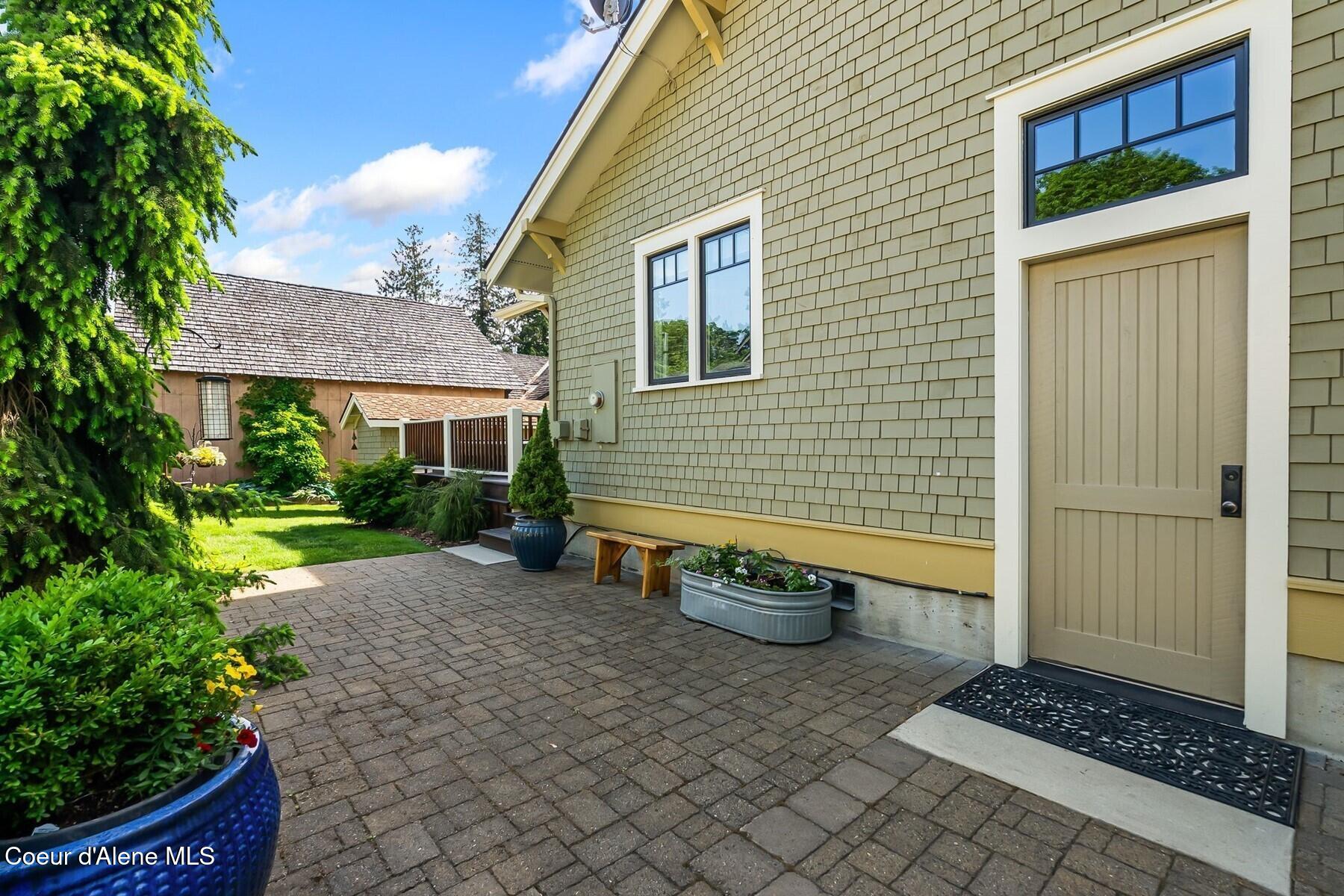 501 S 2nd Ave