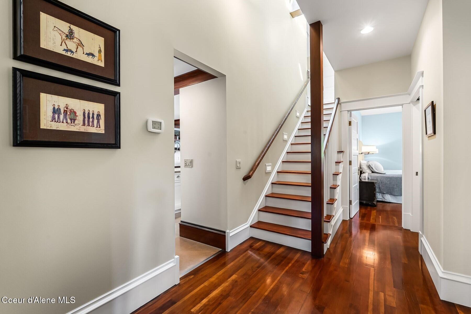 501 S 2nd Ave