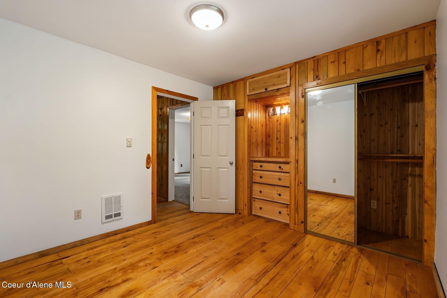 279 Tower Rd