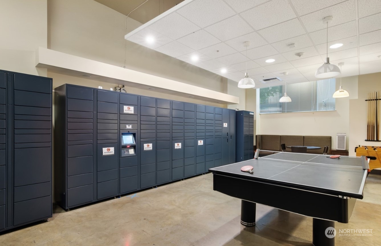 910 Lenora Street Unit: S907