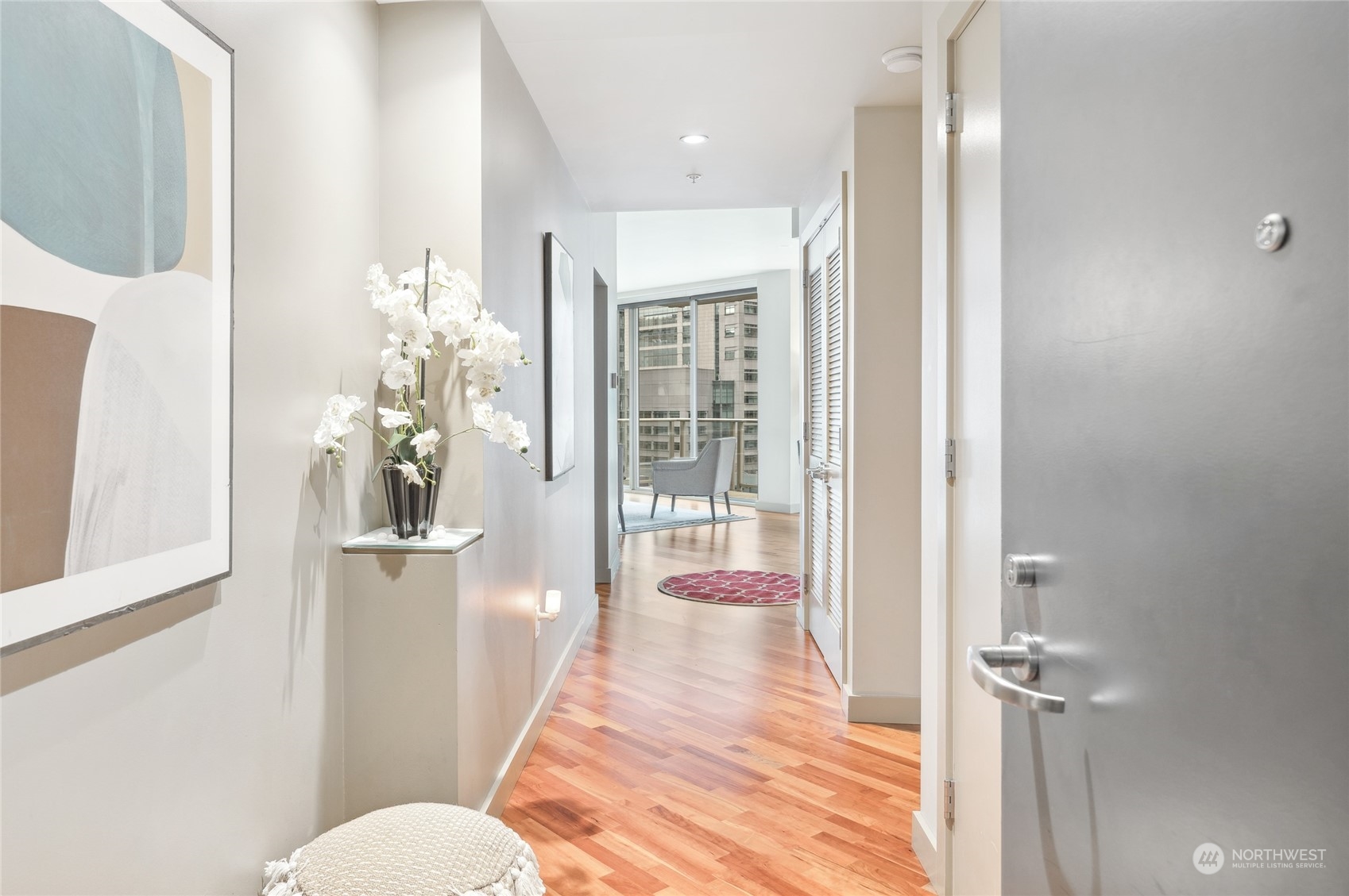 910 Lenora Street Unit: S907