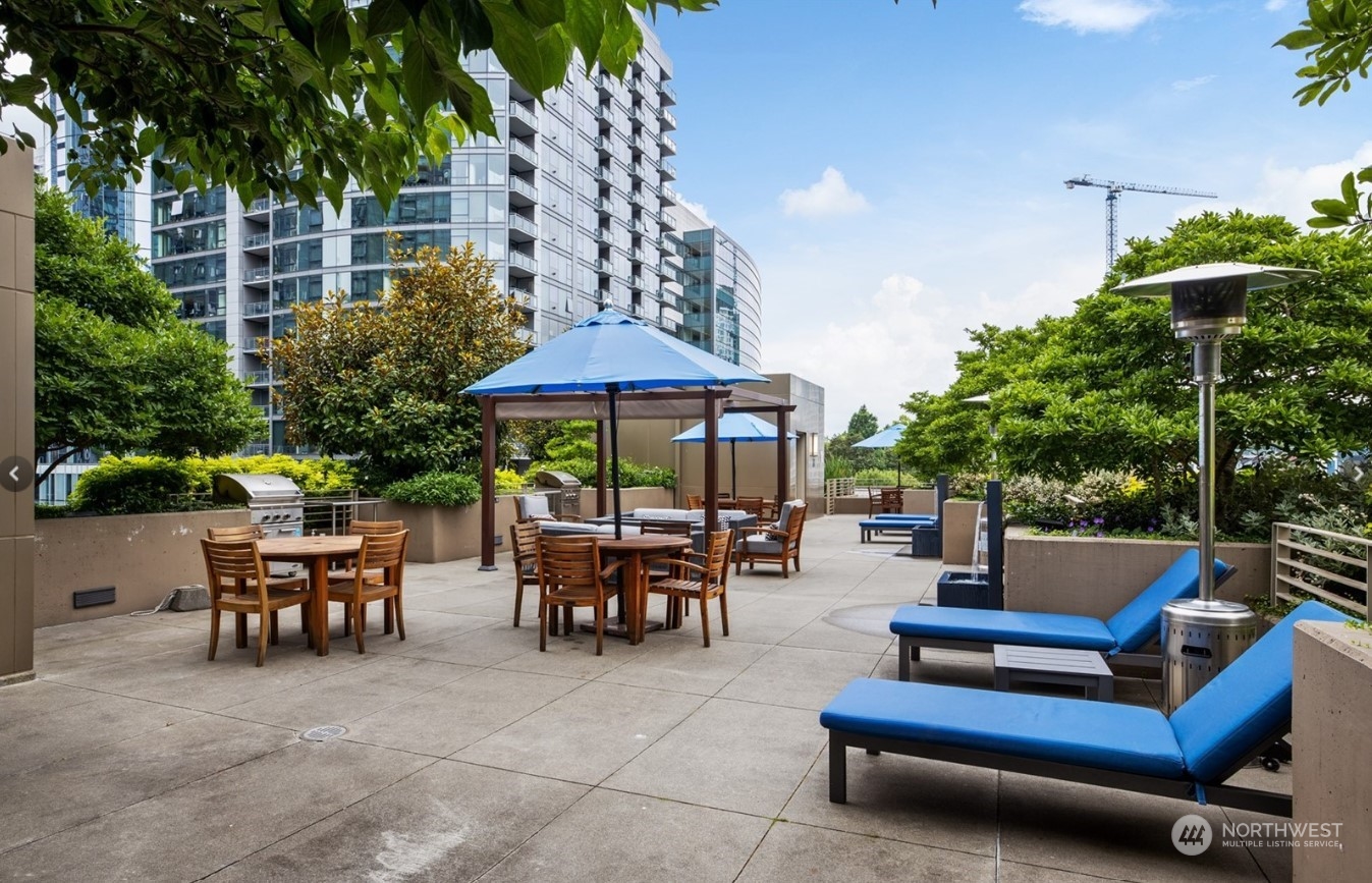 910 Lenora Street Unit: S907