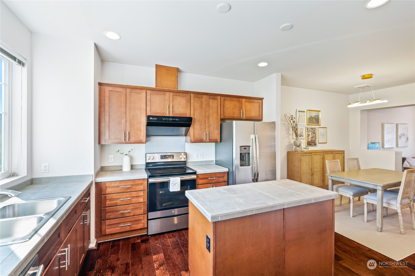 3427 30th Drive