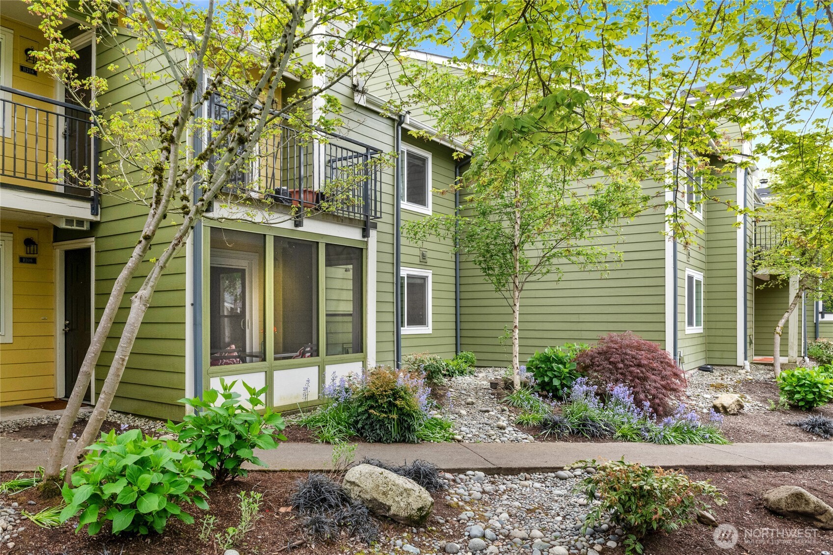 12607 SE 41st Place Unit: H106