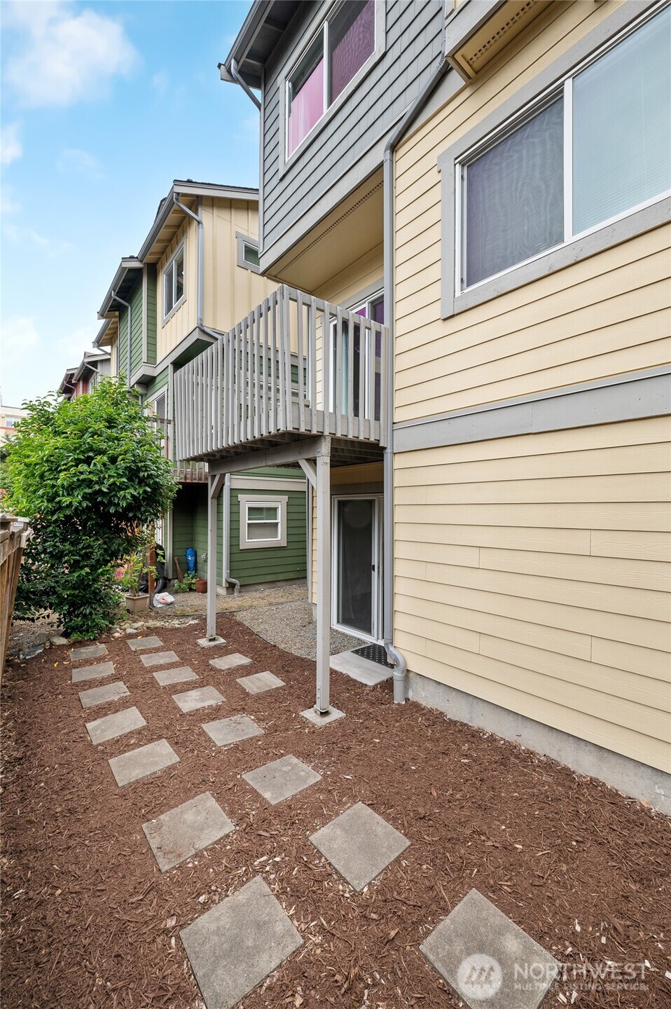 8077 165th Lane NE