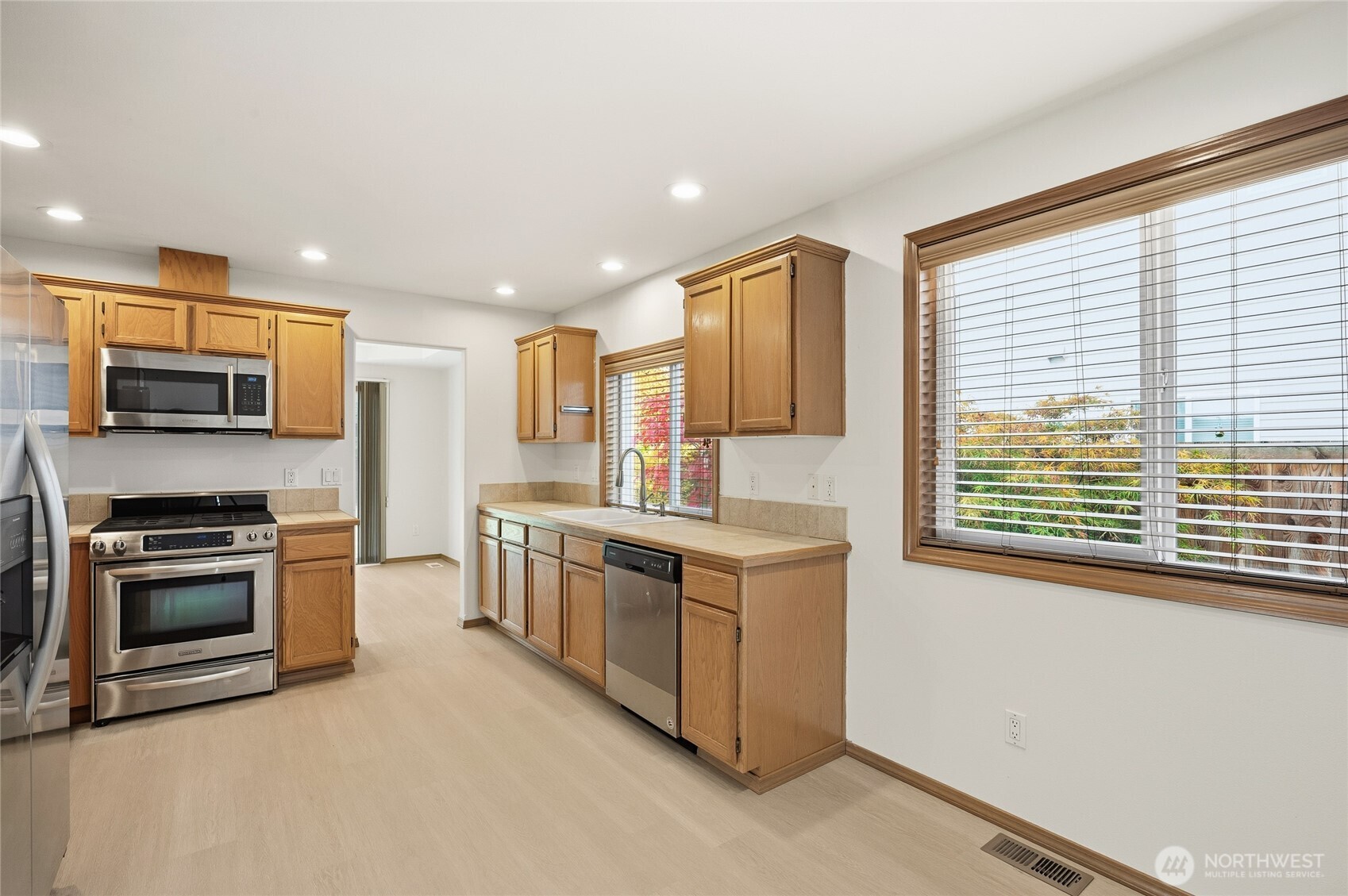 14019 52nd Avenue W Unit: B