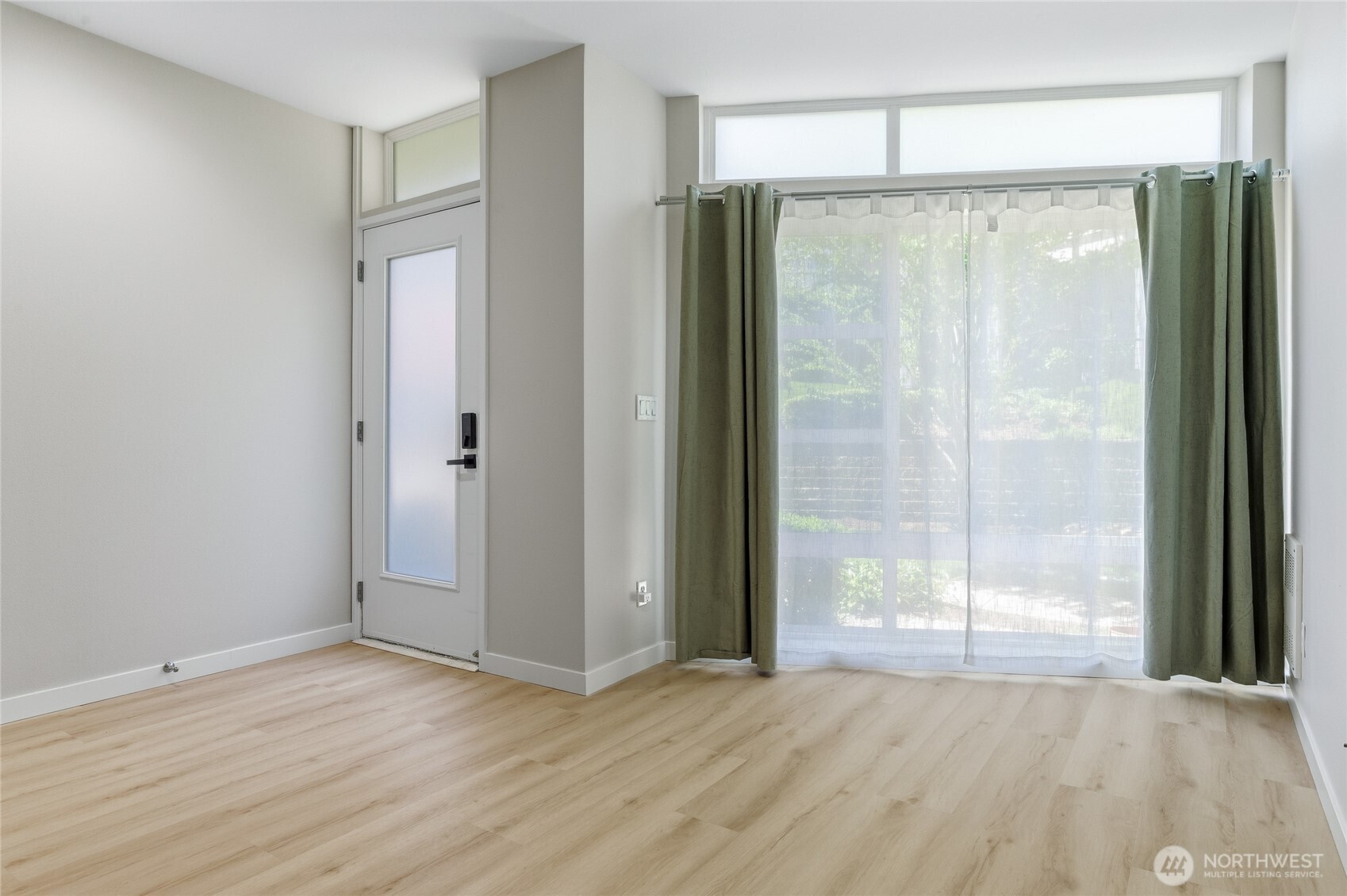 15200 NE 81st Way Unit: 106