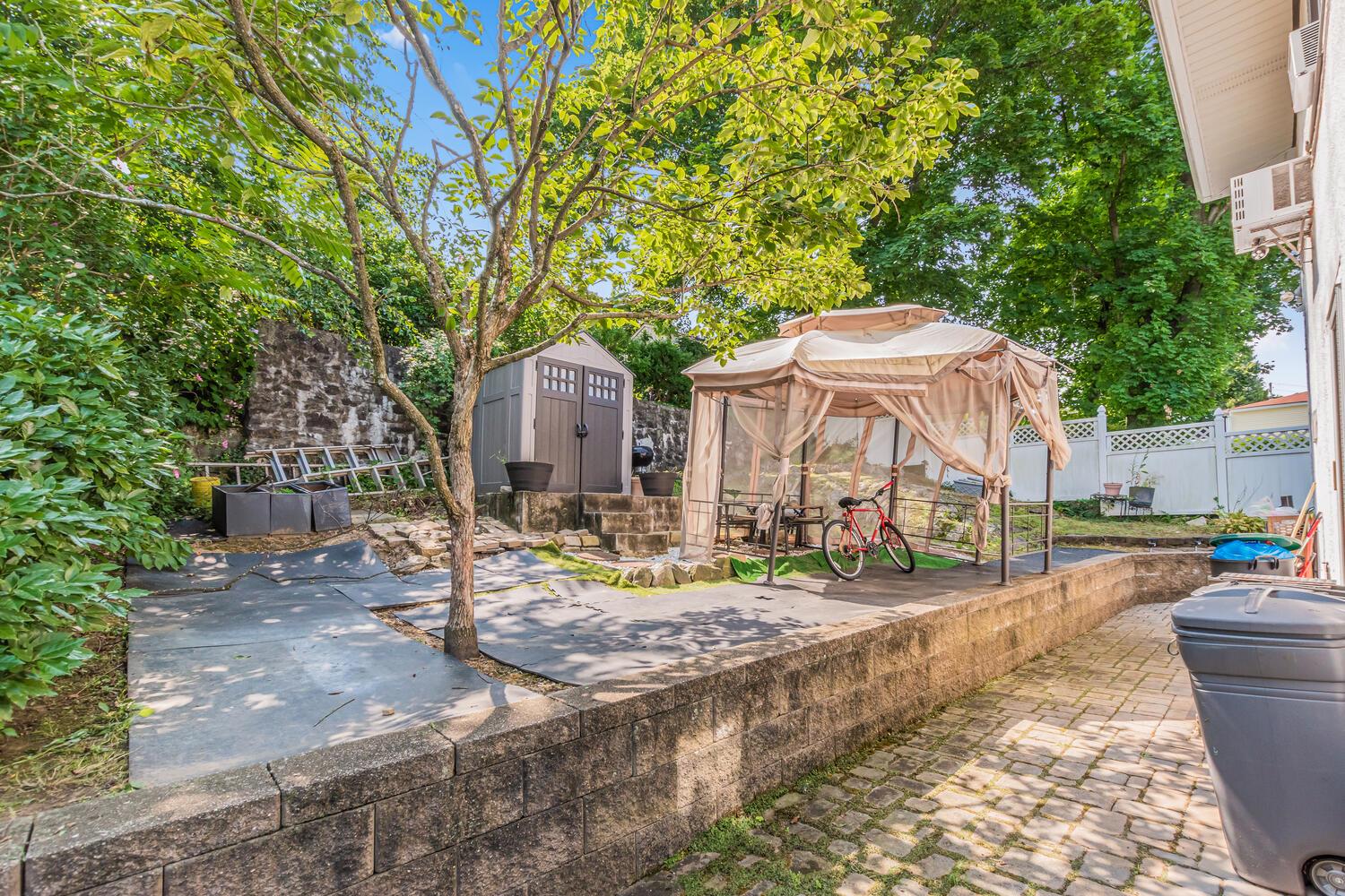 7 Elaine Terrace