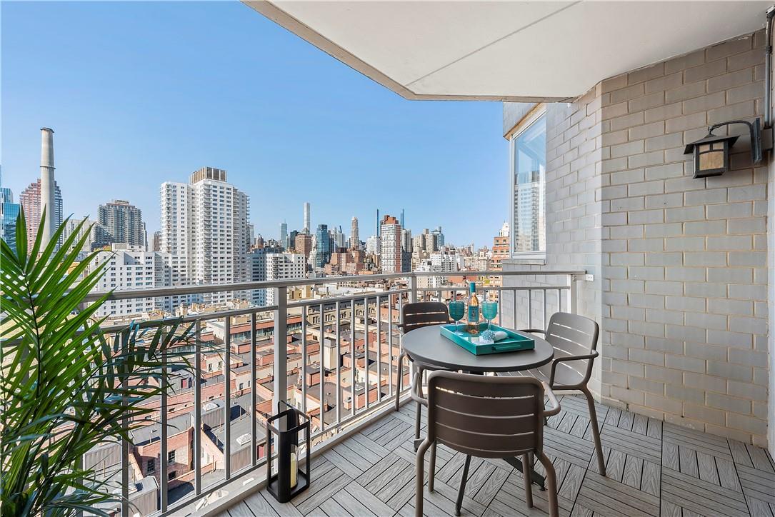 515 E 79 Street Unit: 19A