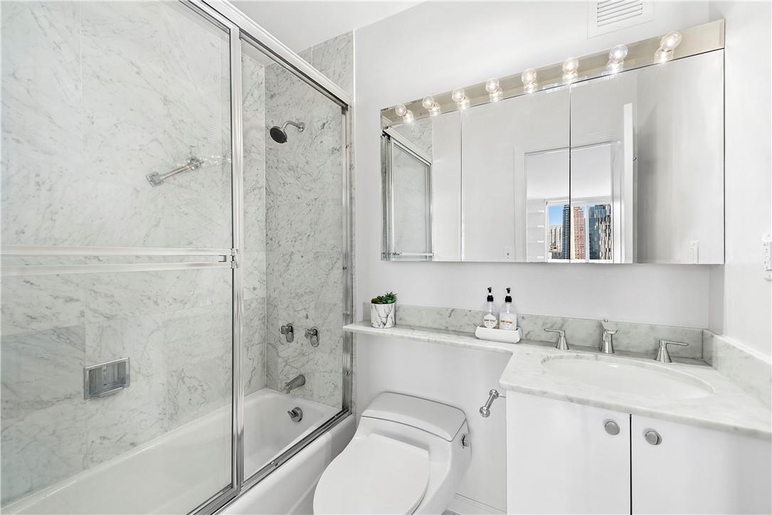 515 E 79 Street Unit: 19A