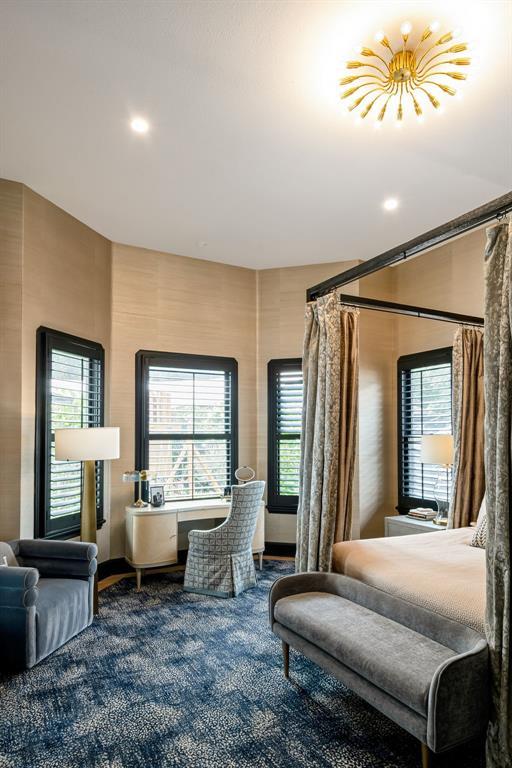 2621 Exposition BLVD