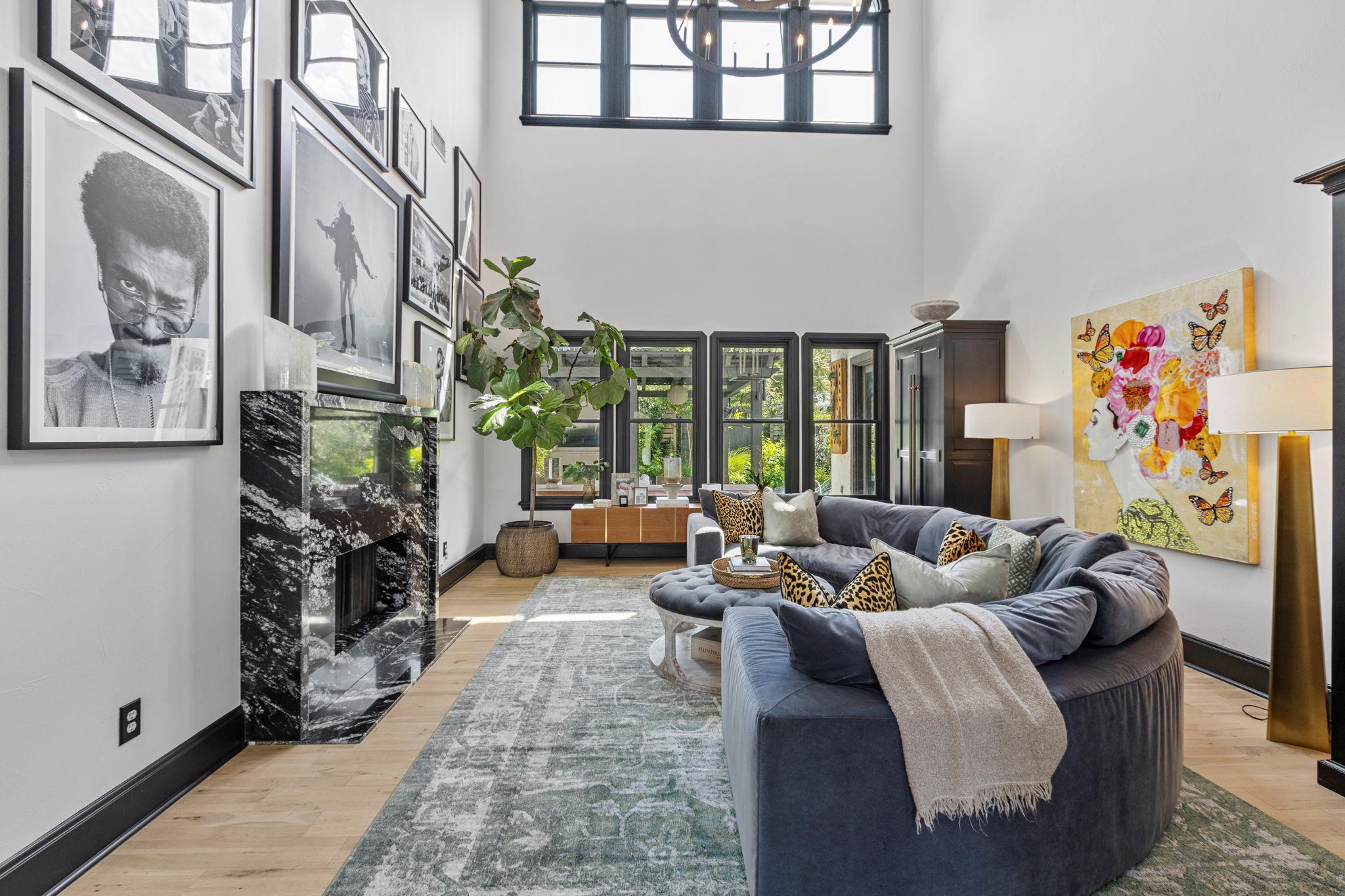 2621 Exposition BLVD