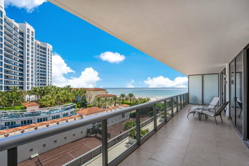 5875 COLLINS AV # 703