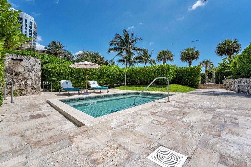 5875 COLLINS AV # 703