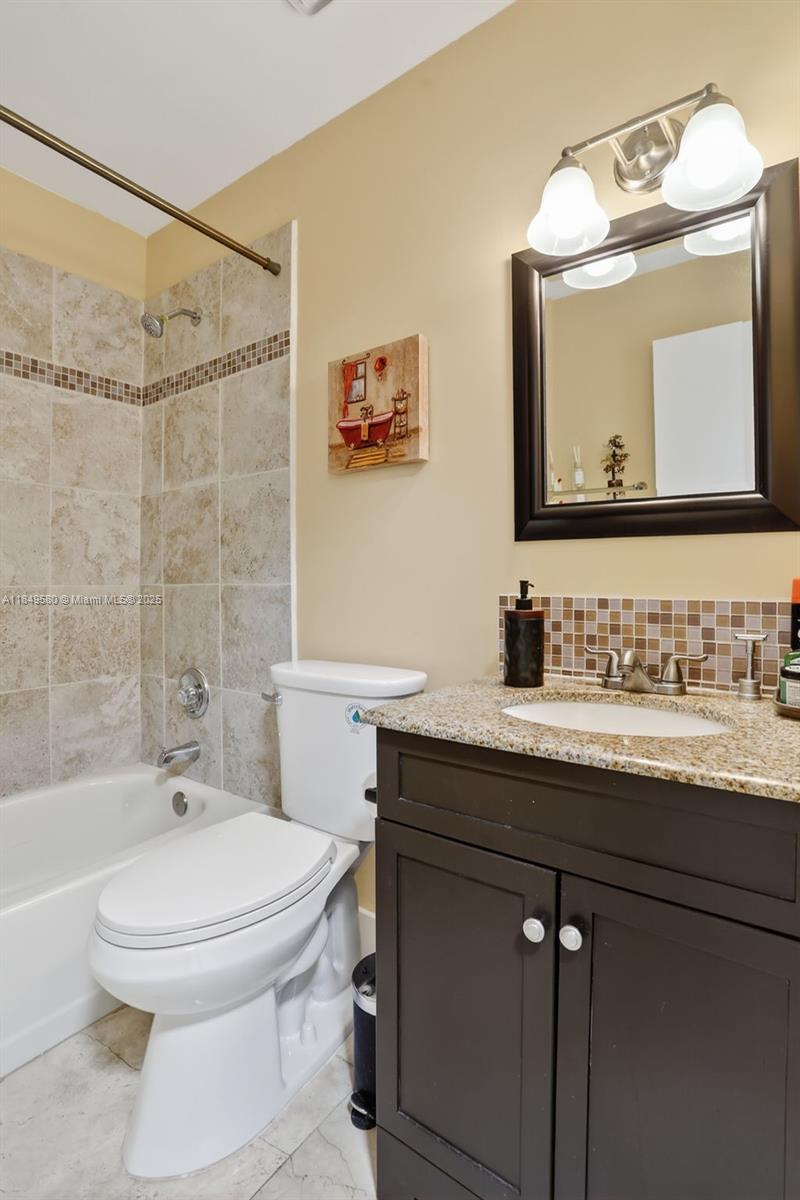 4149 S Pine Island Rd