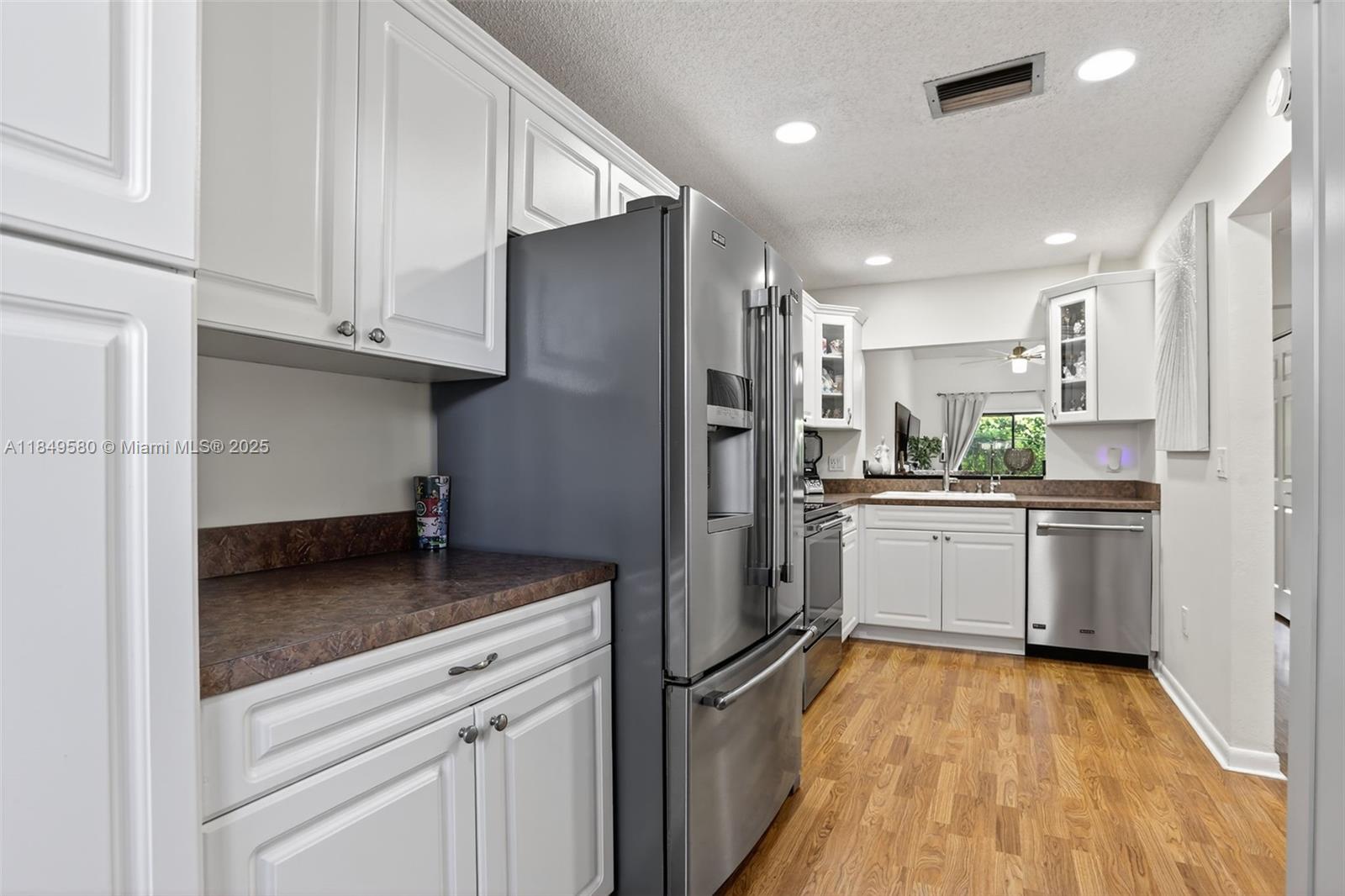 4149 S Pine Island Rd