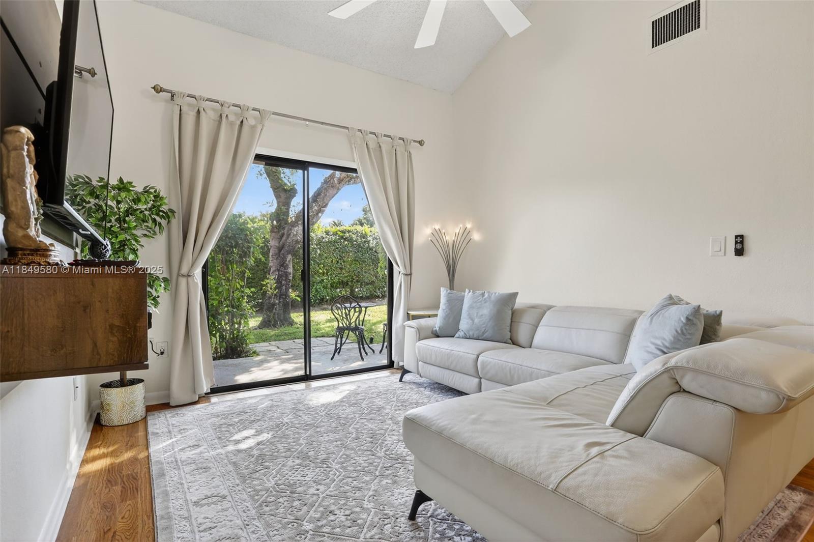 4149 S Pine Island Rd