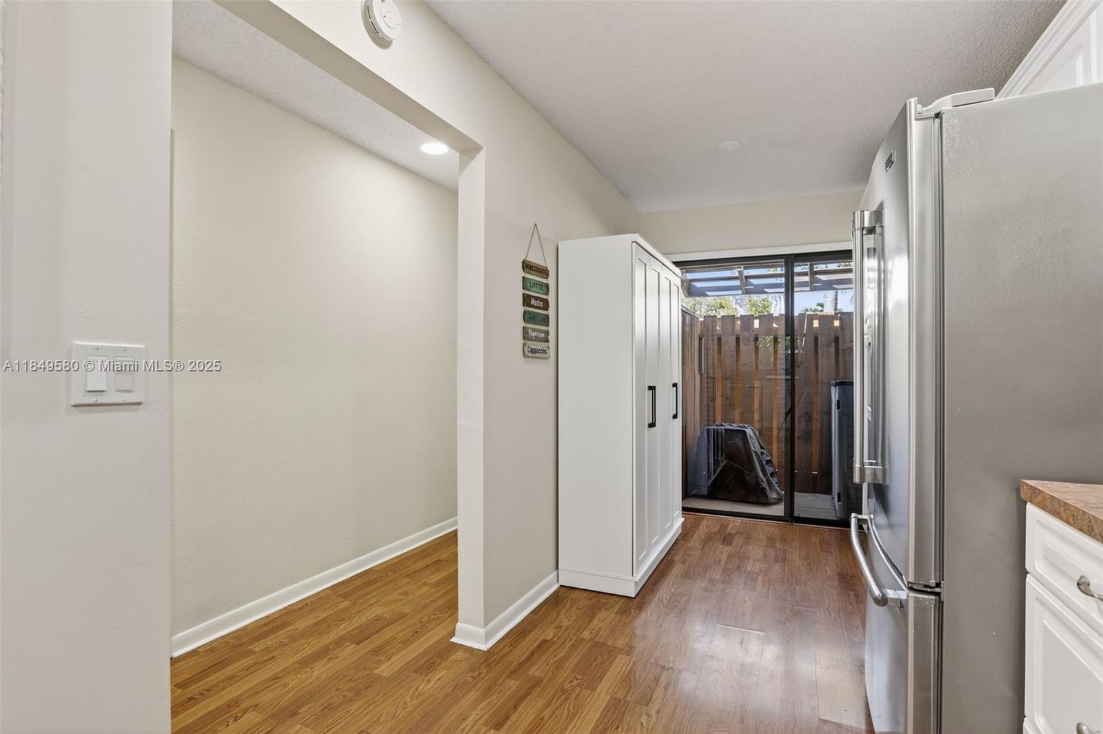 4149 S Pine Island Rd