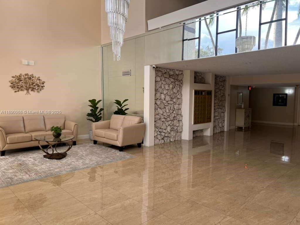 16251 Golf Club Rd # 211