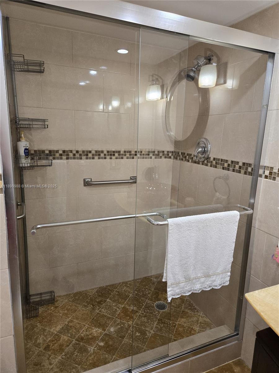 16251 Golf Club Rd # 211
