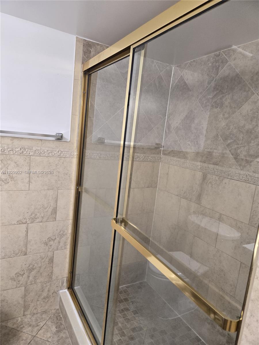 8054 SW 150 AV # 408