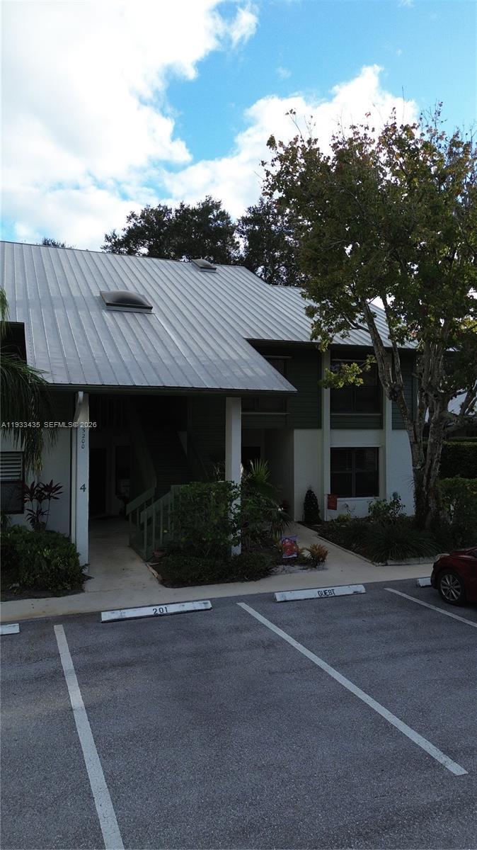 5200 SE Seascape Way # 201