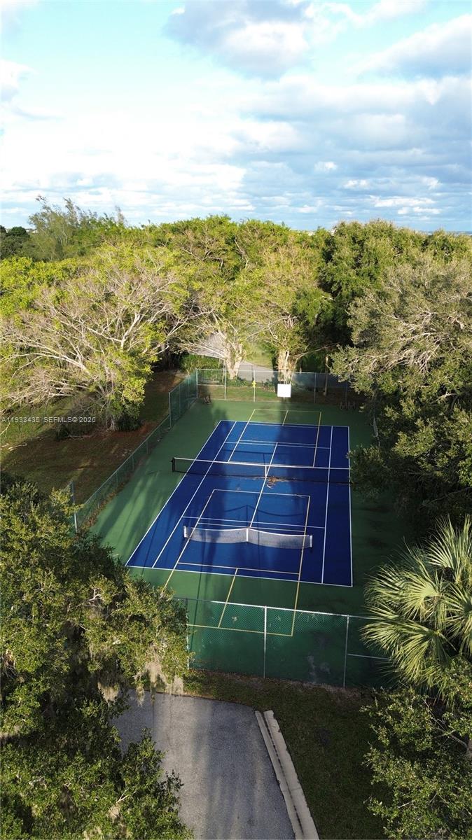 5200 SE Seascape Way # 201