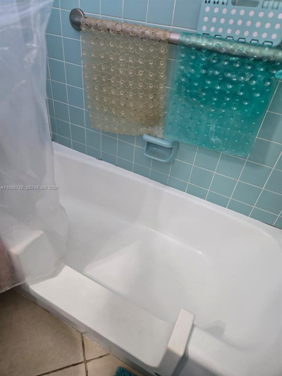 16801 NE 13th Ave # 210