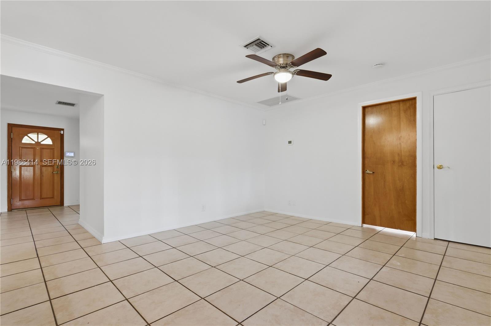 4512 SW 27th Terrace