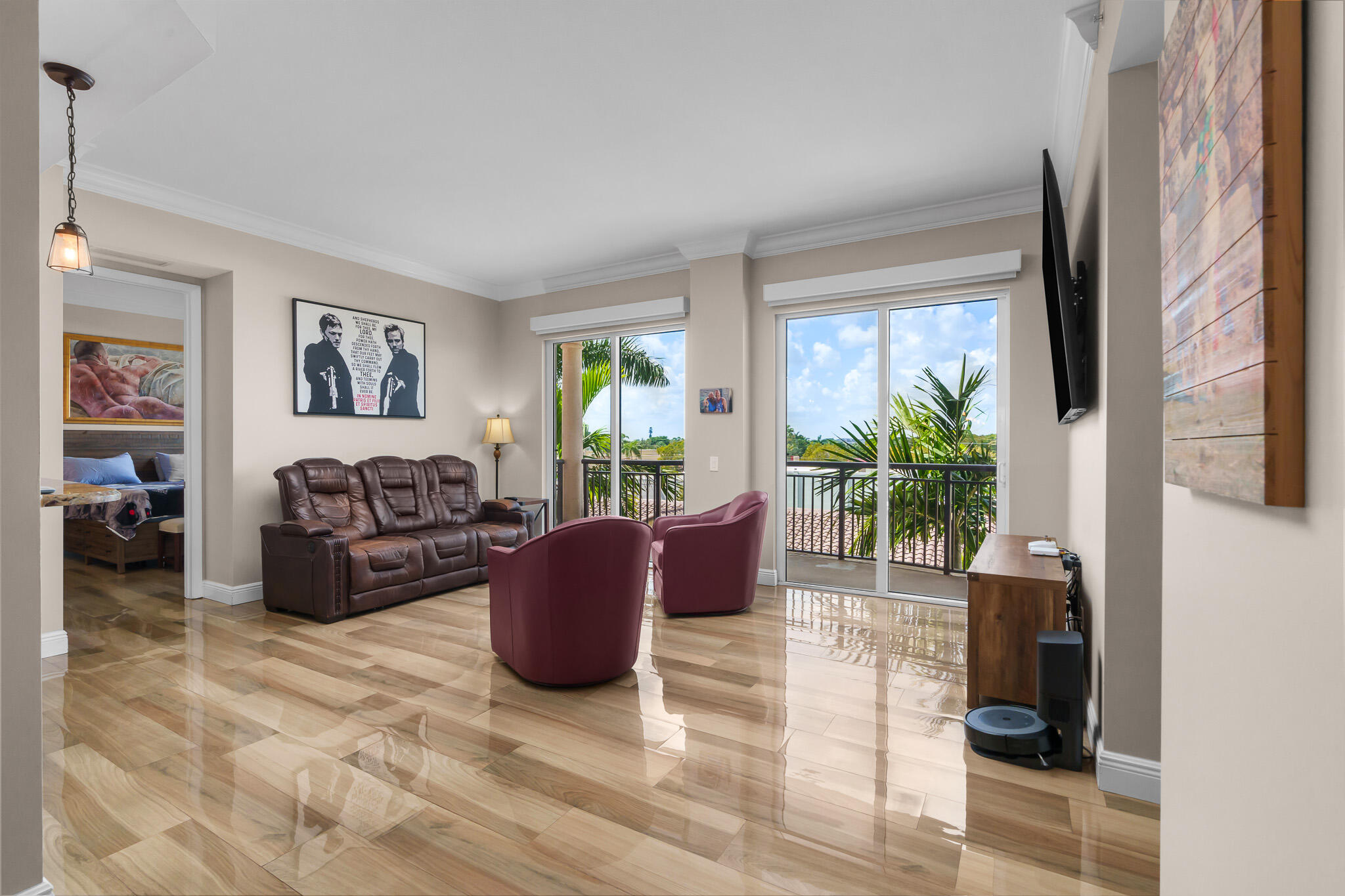 2633 NE 14th Avenue 308