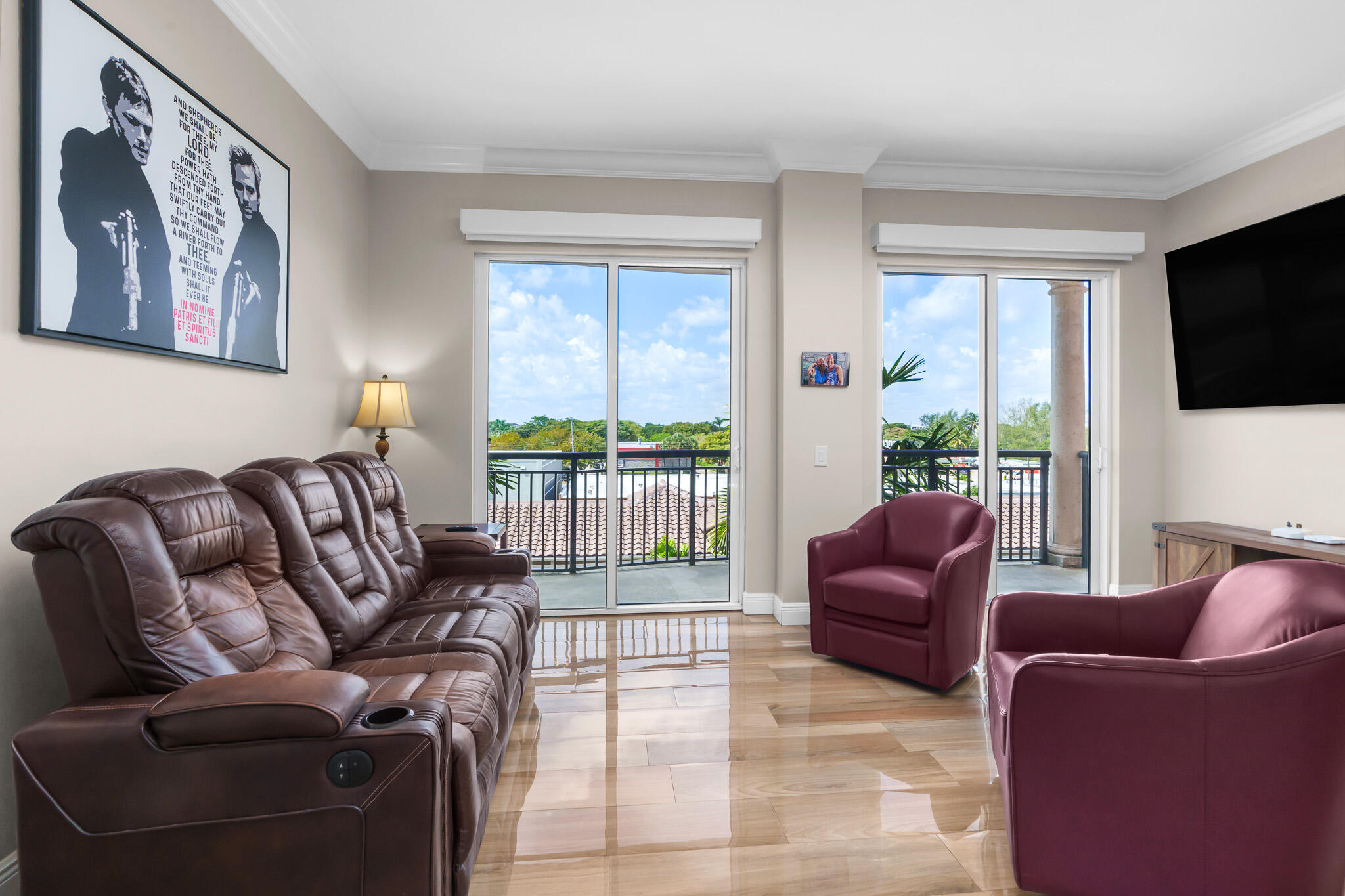 2633 NE 14th Avenue 308