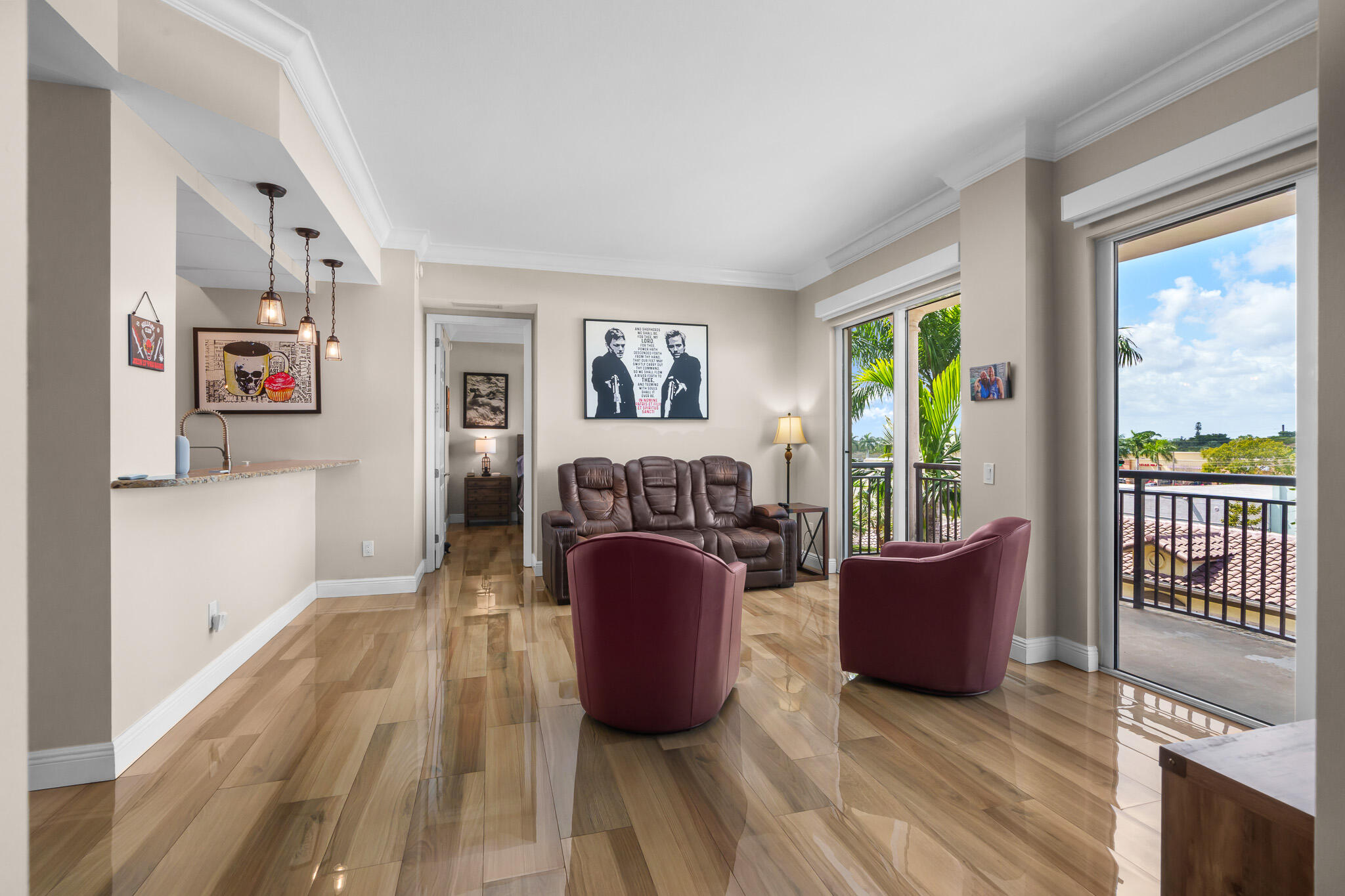 2633 NE 14th Avenue 308