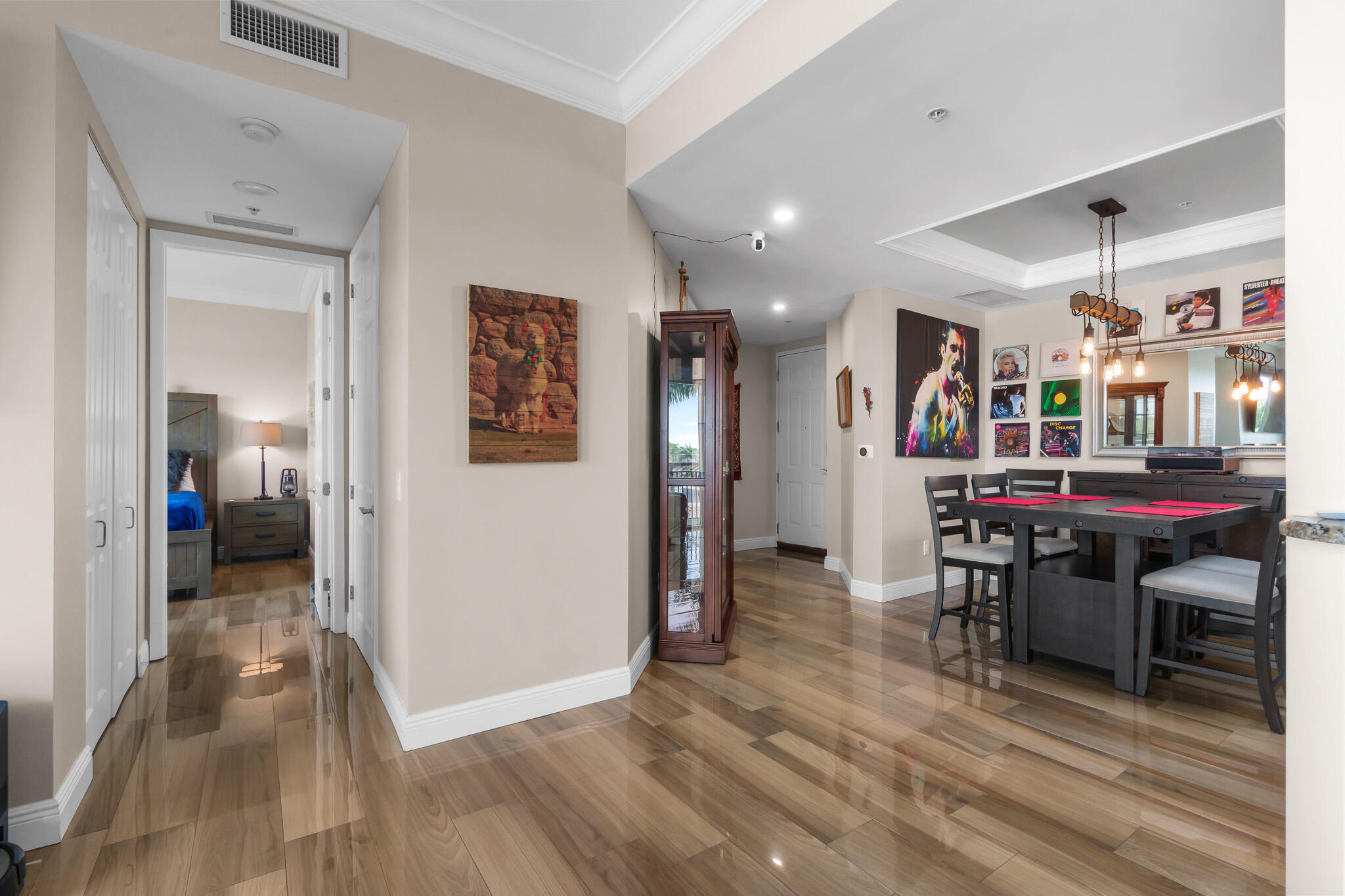 2633 NE 14th Avenue 308